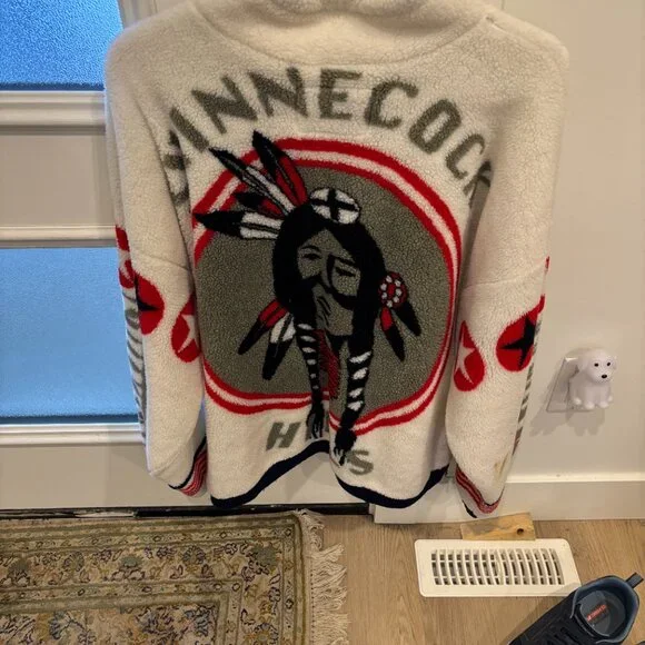 Powder Mountain Fleece - Picture 4 of 6